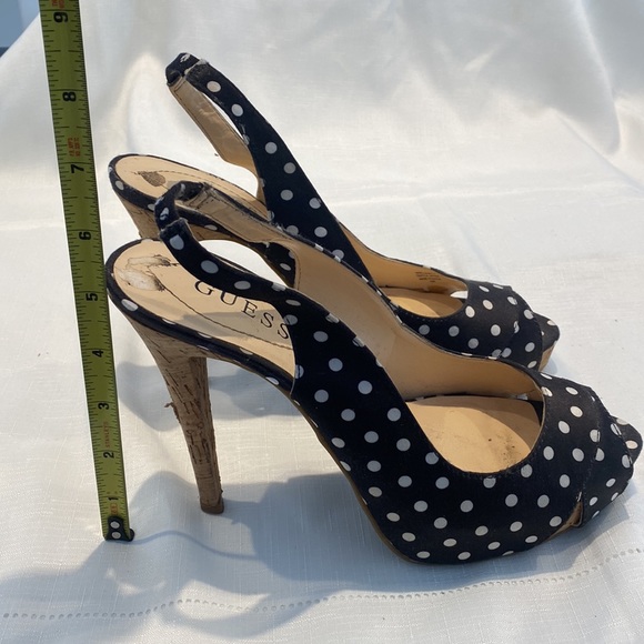 GUESS shoes size 10. - Picture 8 of 8